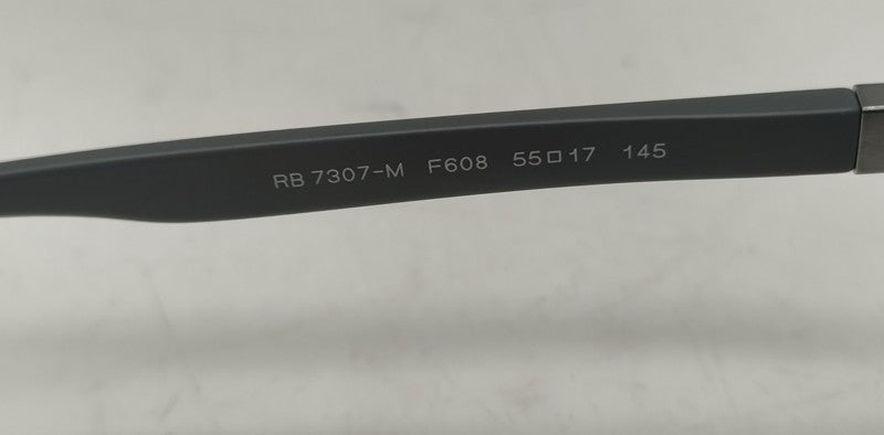 8204683