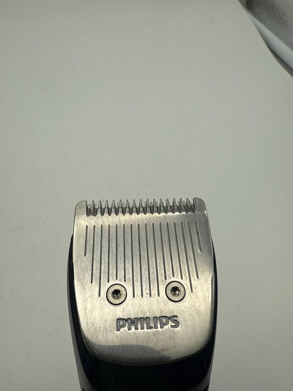 7105997