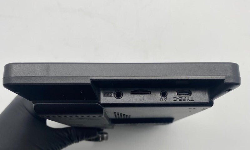 6913921