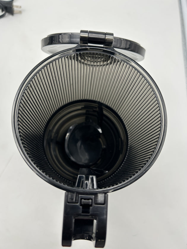 5822068