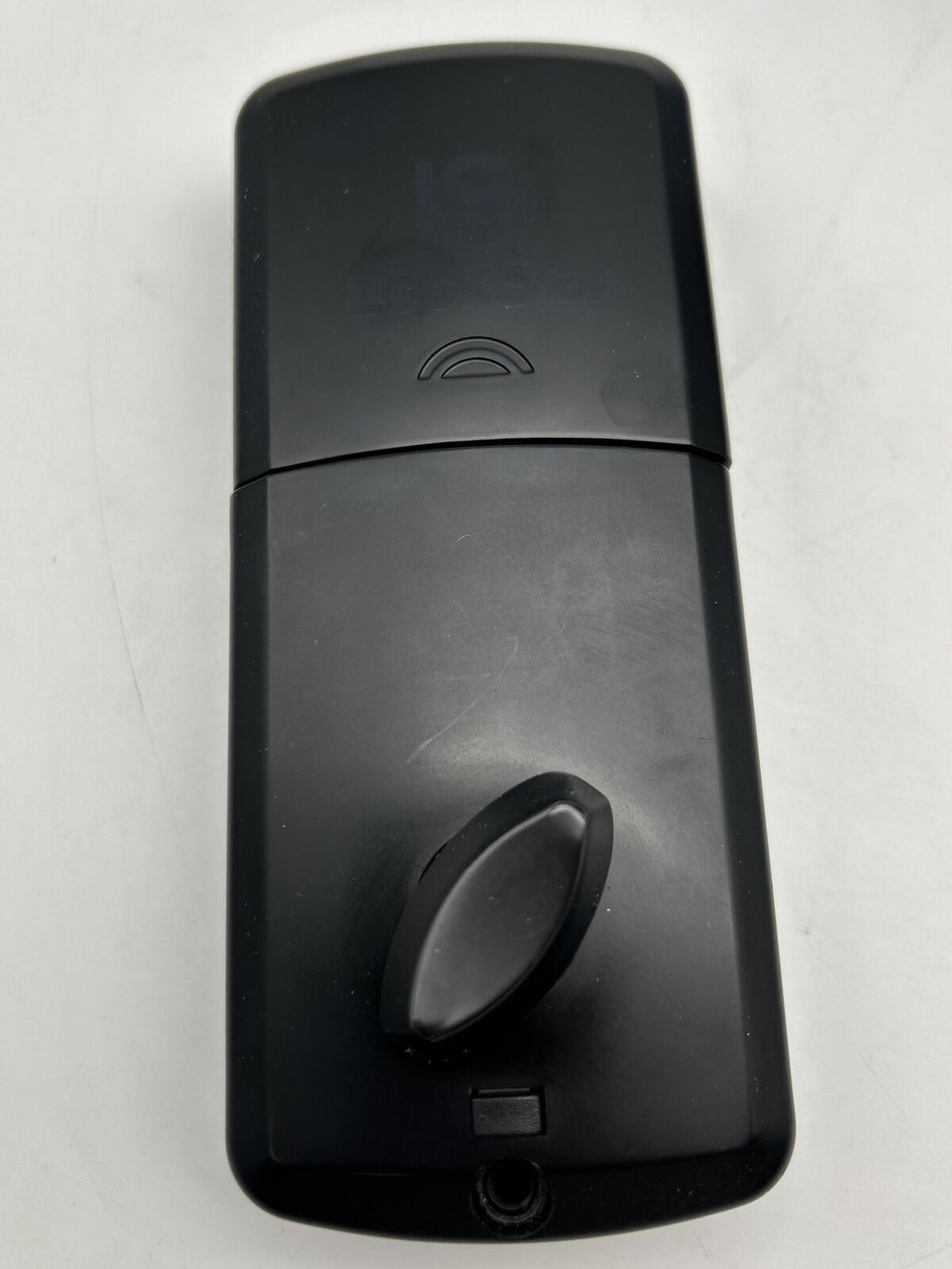 5822108