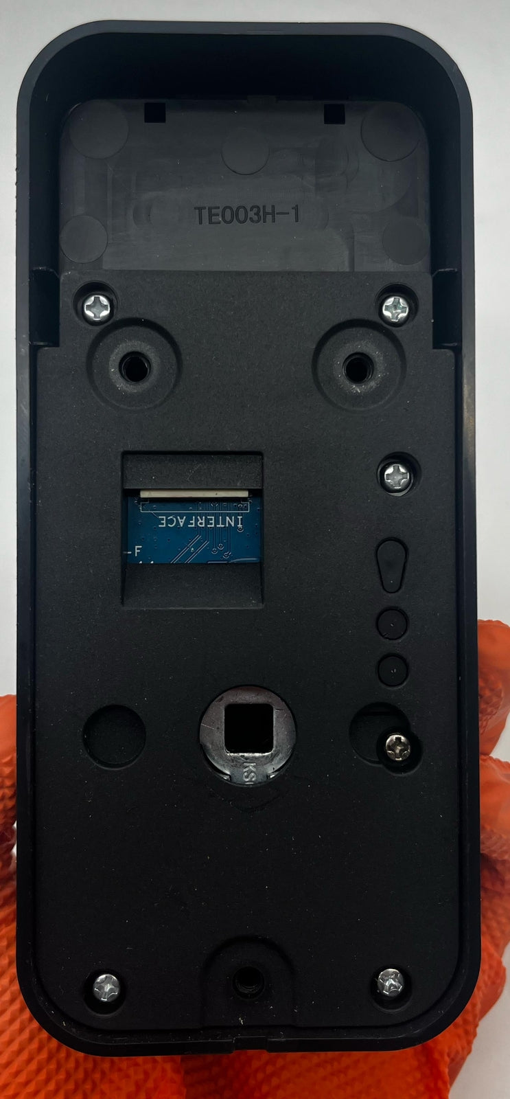 6913524